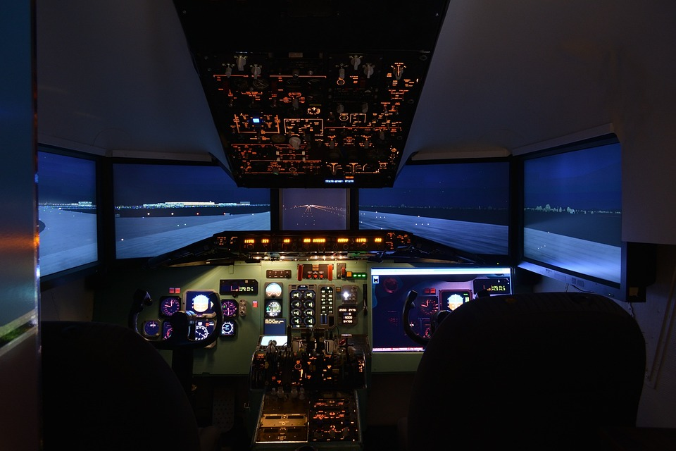 aircraft simulator training in night or low-visibility conditions   